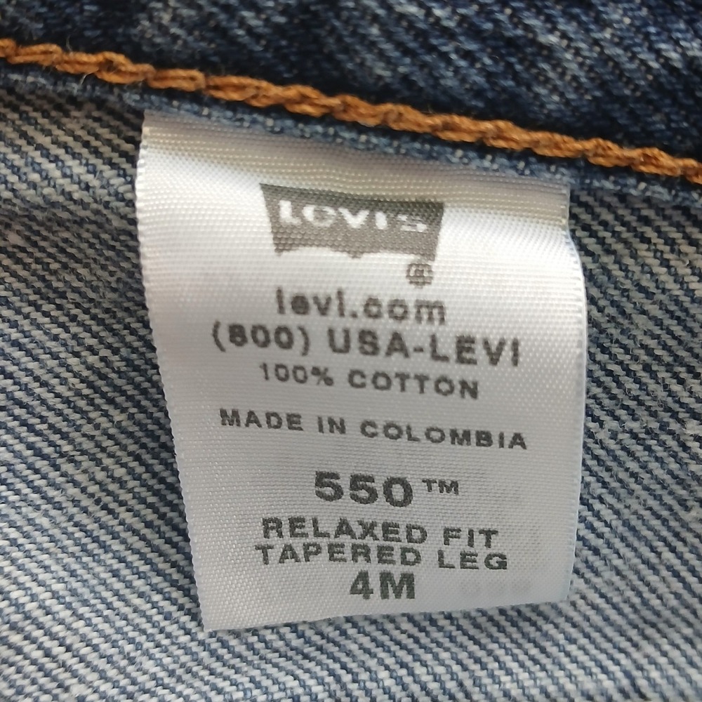 Vintage Levi's Jeans Womens 4 M Blue 550 Relaxed Fit Tapered Y2K (FITS 25x31) - Picture 2 of 10